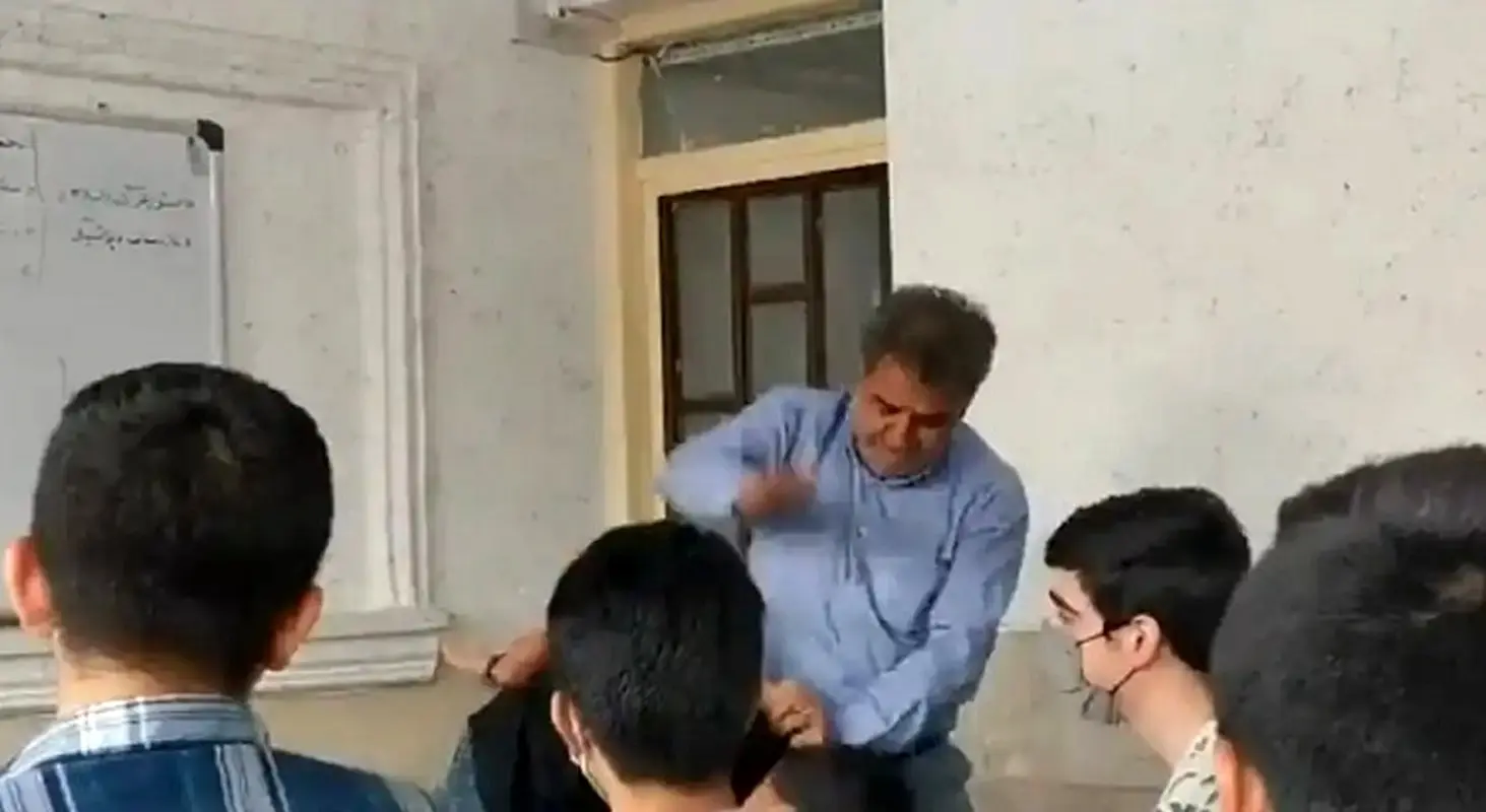 ویدیوی کتک خوردن دانش‌آموز شیرازی