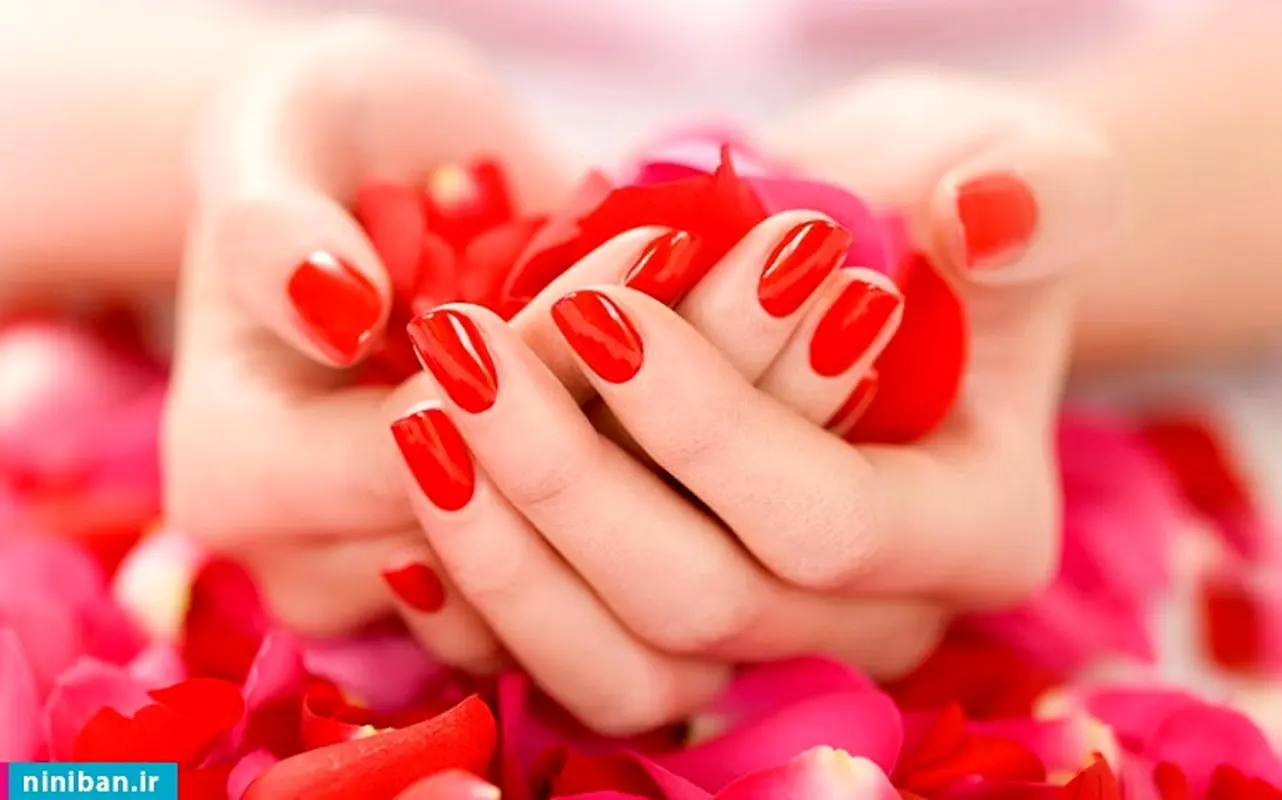 ممنوعیت کاشت ناخن در مشهد، کدام خدمات آرایشی دیگر قدغن شده؟