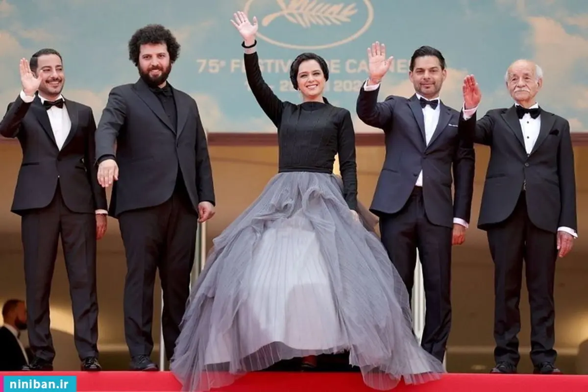 نوید محمدزاده و همسرش روی فرش قرمز جشنواره کن