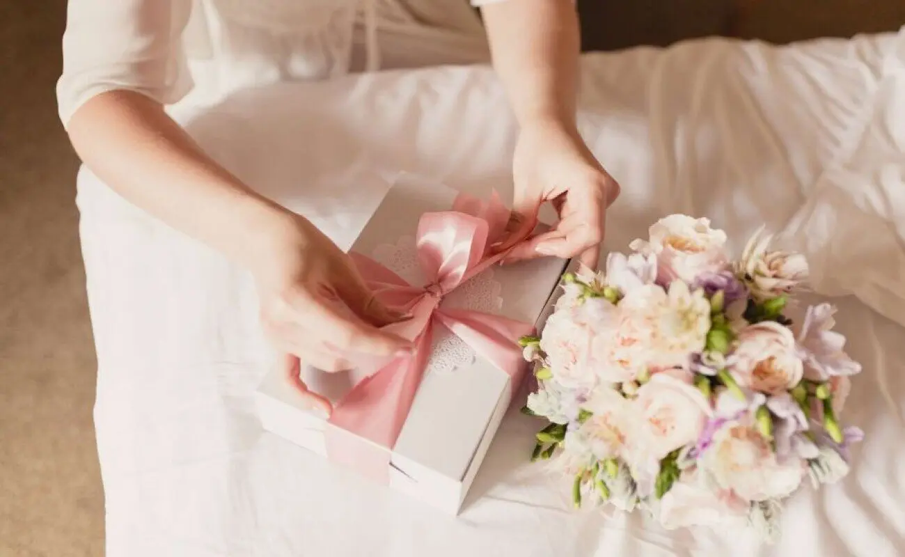 بهترین هدایا برای عروس در شب یلدا