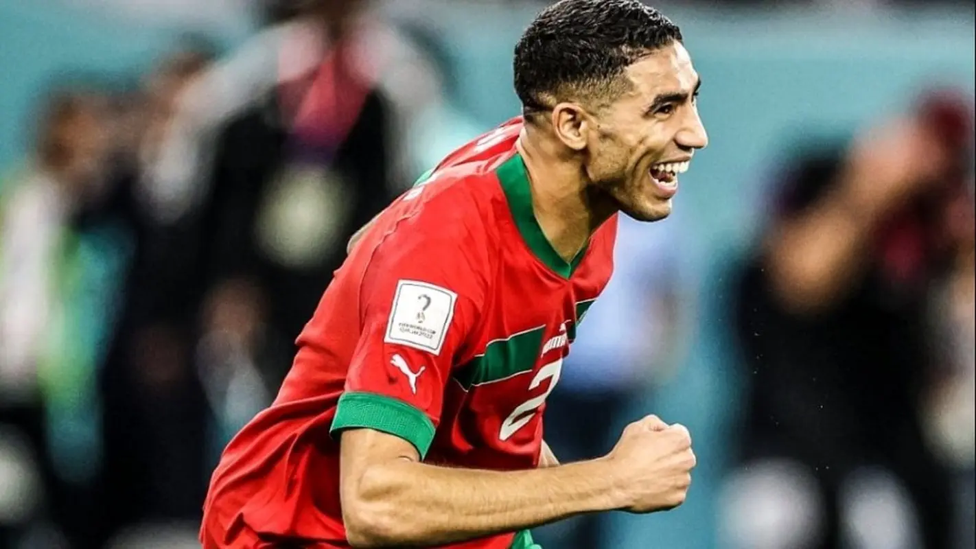 جنجال رابطه فوتبالیست مشهور با خانم خواننده + عکس