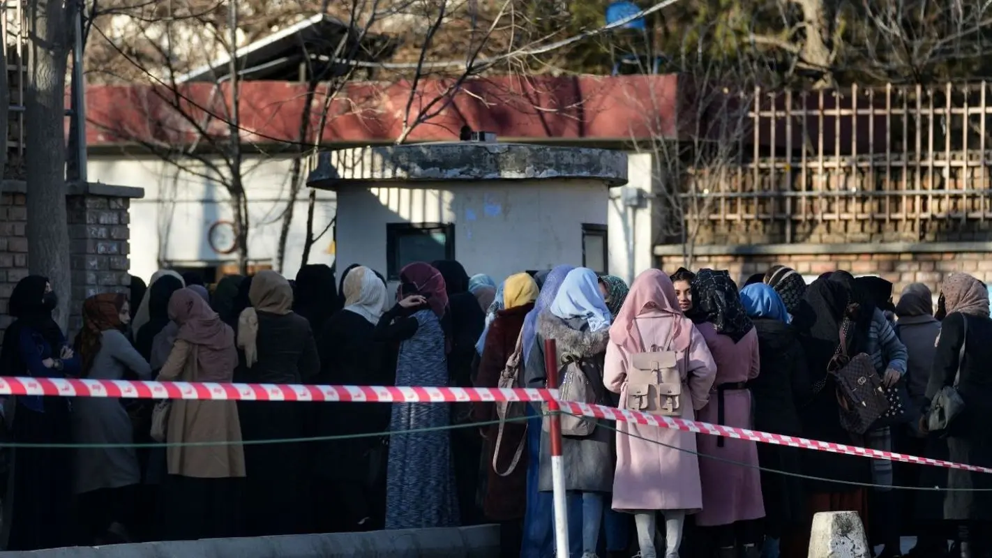 ممنوعیت ادامه تحصیل برای زنان در دانشگاه