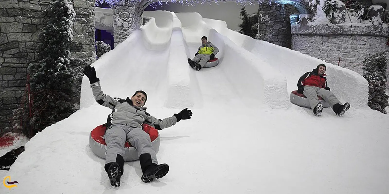 بهترین پارک‌های تهران برای برف‌بازی