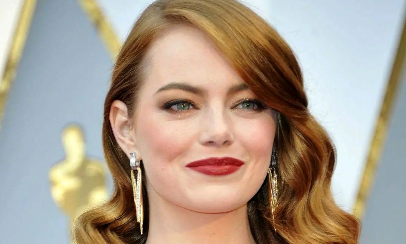 سلبریتی‌هایی که پدر و مادر درست و حسابی نداشتند