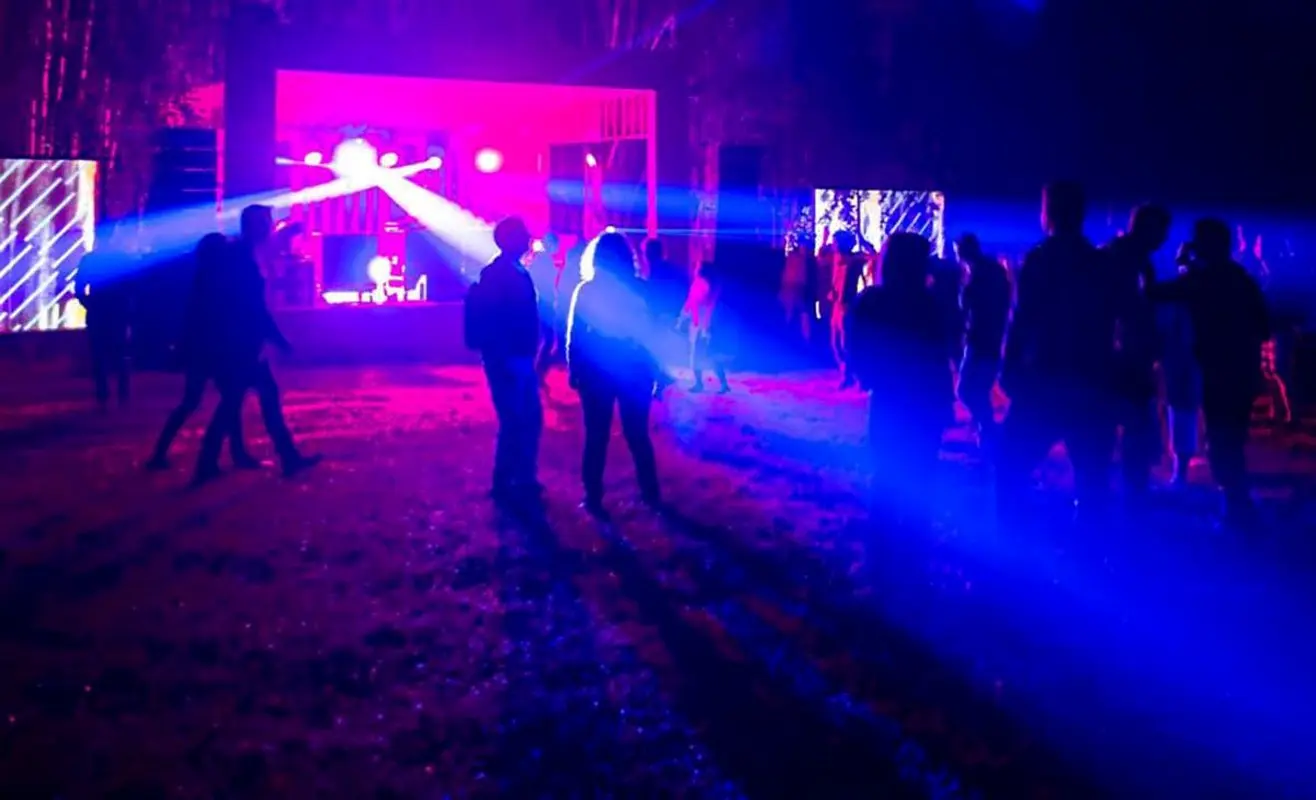 ماجرای بازداشت بازیکنان فوتبال در یک پارتی شبانه چیست؟