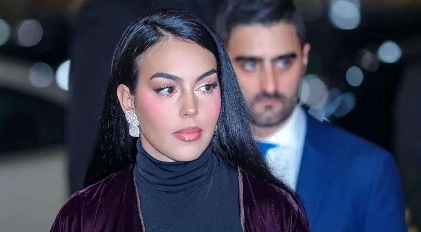 عکس/ خشم نامزد کریس رونالدو از گرم گرفتن او با مجری زن عرب!
