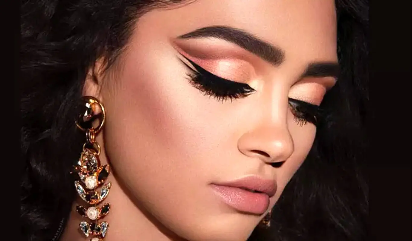 آموزش سایه چشم برای مبتدی ها در ۷ مرحله