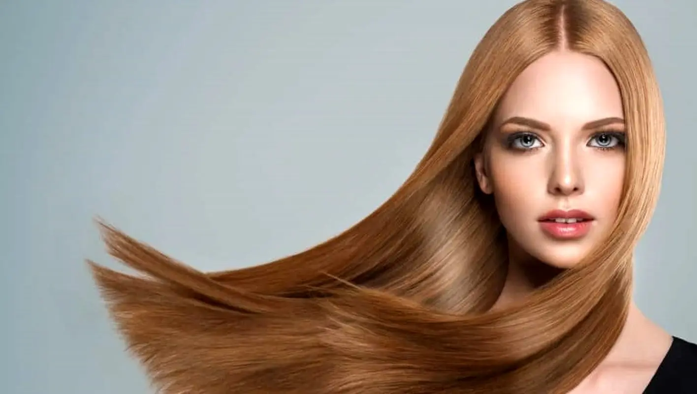 ترفندهای صاف کردن مو فقط با یک کش