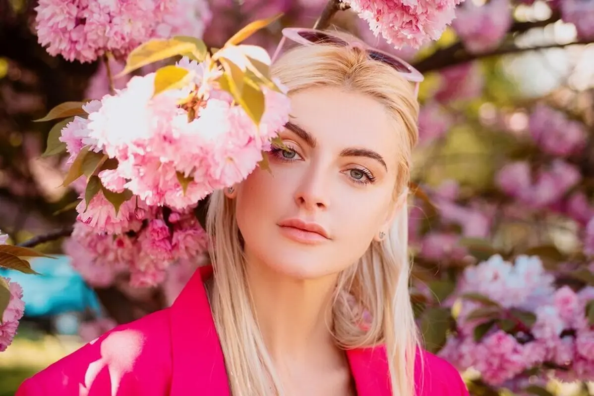 فال روزانه 30 فروردین برای زنانی که ندای قلب خود را می‌شنوند!