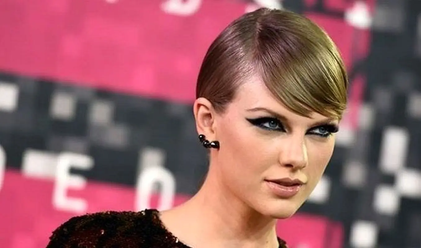 خیانت تیلور سوئیفت پیش از جدایی از همسرش/ واقعیت دارد؟