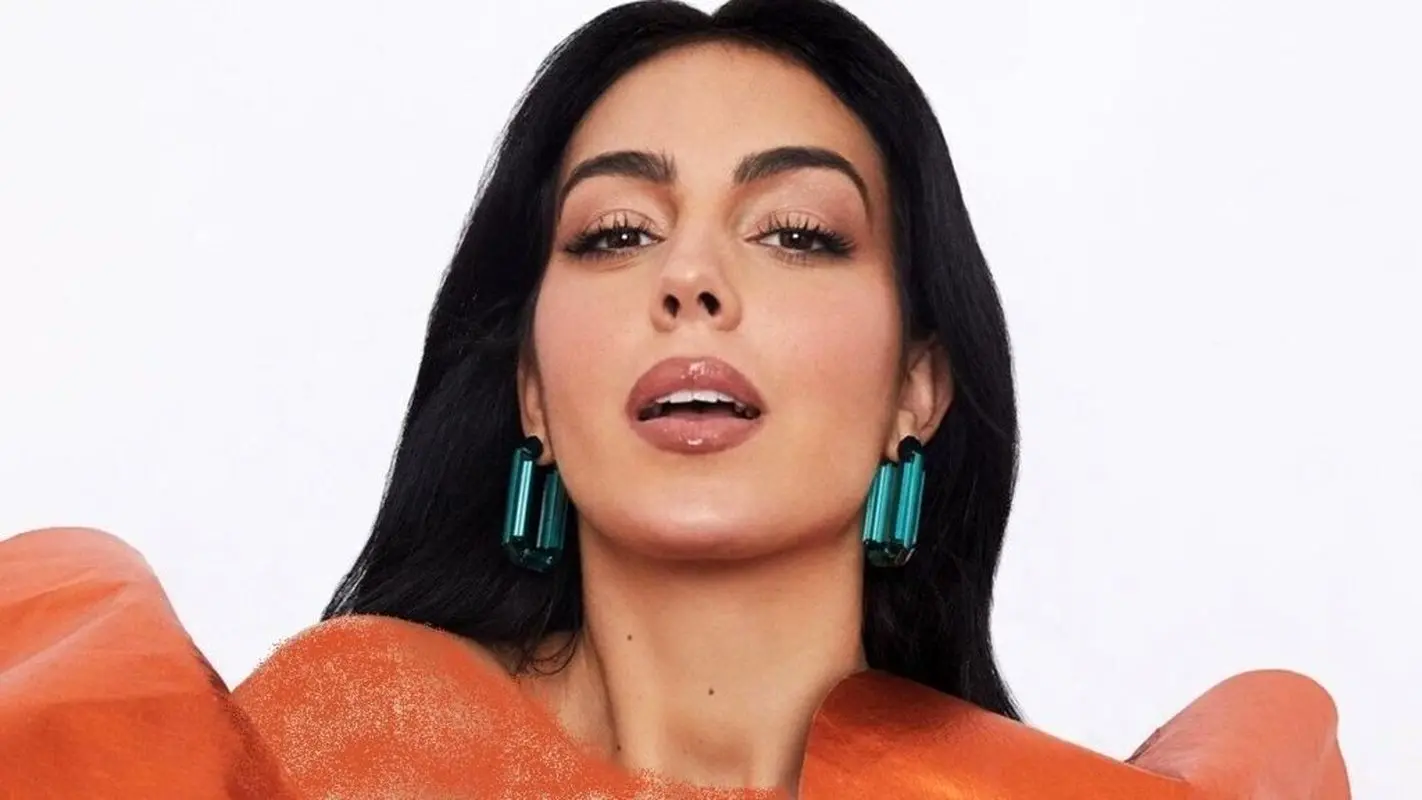 اولین تصویر از لباس عروس "جورجینا"/ رونالدو و جورجینا ازدواج می کنند!