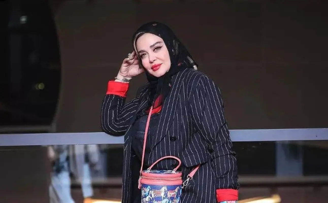 کفش‌ عجیب و غریب بهاره رهنما سوژه شد / تیپ قرمز و مشکی خانم بازیگر + عکس