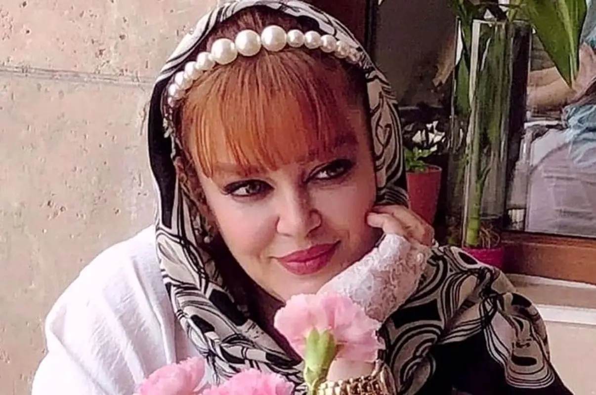 کت‌وشلوار زنانه شیک بهاره رهنما / لباسی که فقط برای خانم بازیگر طراحی شد! + عکس