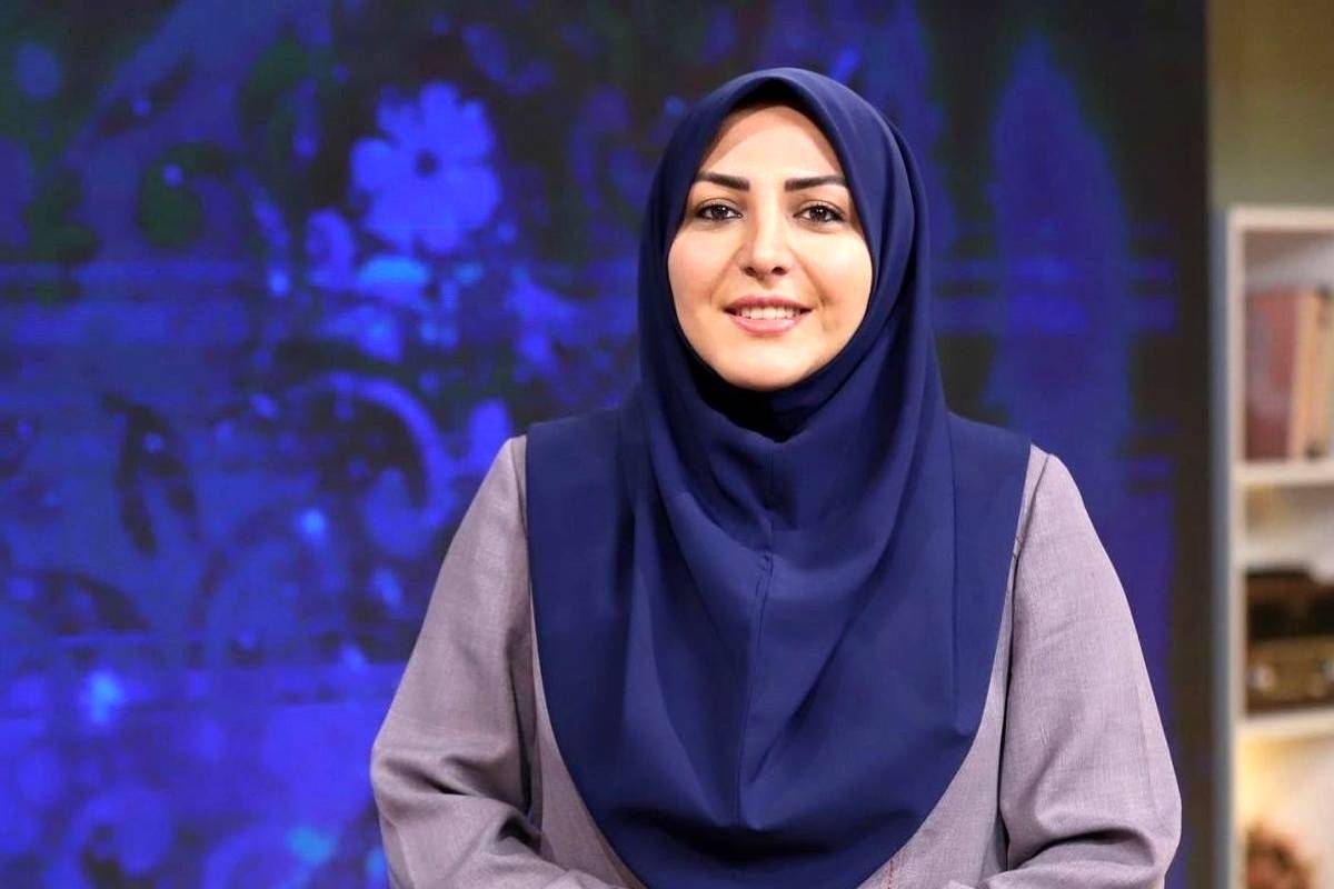 عکس جشن تولد خصوصی مجری محجبه صداوسیما لو رفت! / سرووضع متفاوت از قاب تلویزیون