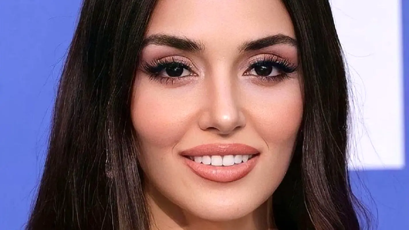 لاغری عجیب خانم بازیگر با رژیم سیب ترش/ انتقاد شدید به تغییر قیافه هانده ارچل