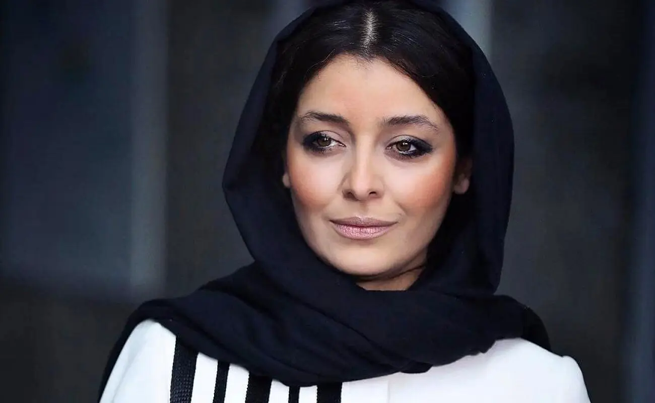 حضور گلزار بدون همسرش در افتتاحیه سالن زیبایی سوژه شد/ خبر ازدواج دروغ بود!