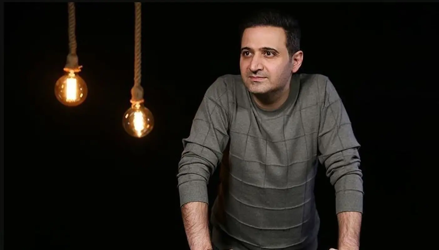 مجری معروف صداوسیما عزادار پدرش شد + عکس