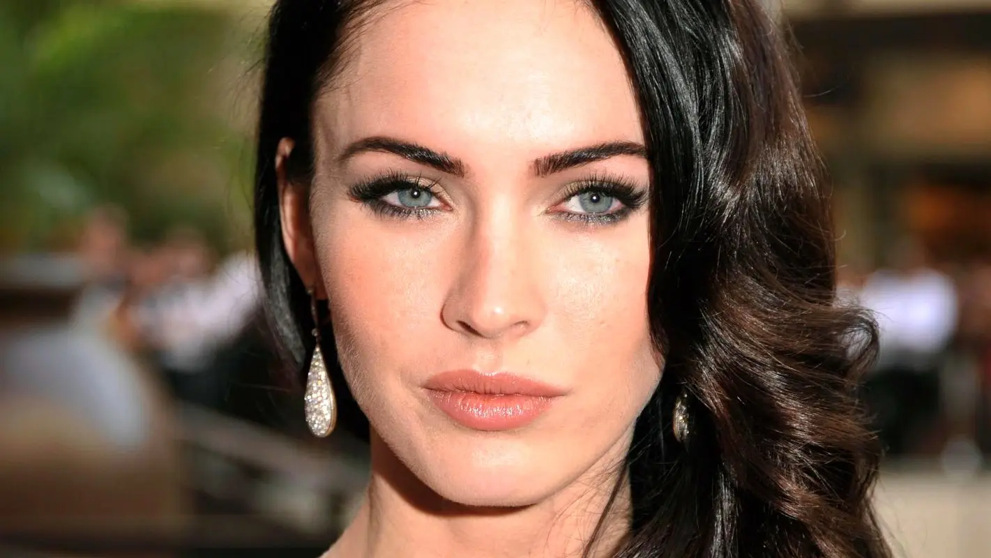 5 ترند ناخن سال 1402 به سبک سلبریتی ها که نباید از دست دهید