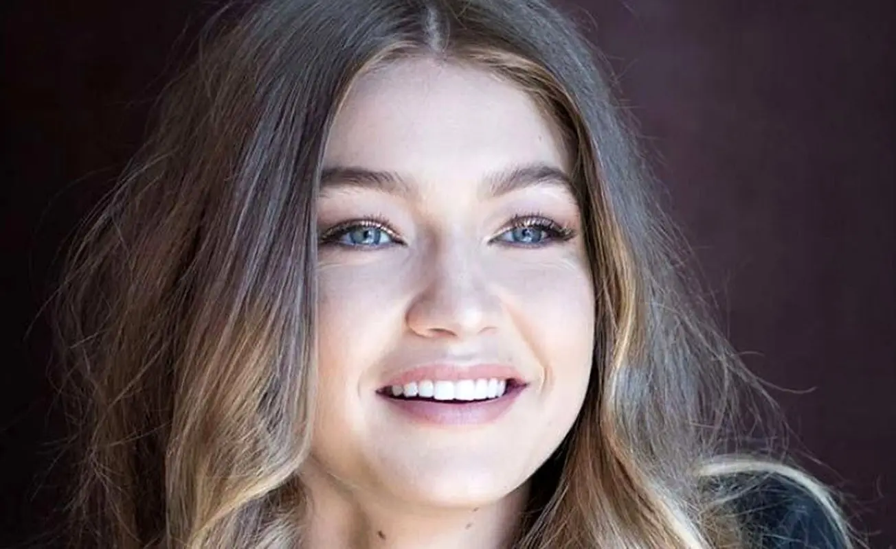 اولین عکس مدلینگی جی جی حدید! / سرووضع باورنکردنی زیباترین مدل جهان ۲۶ سال پیش!