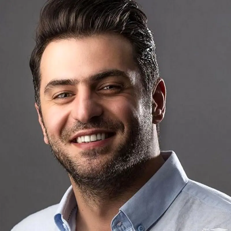 تصویر ناراحت کننده از سفید شدن موهای مجری محبوب تلویزیون + عکس