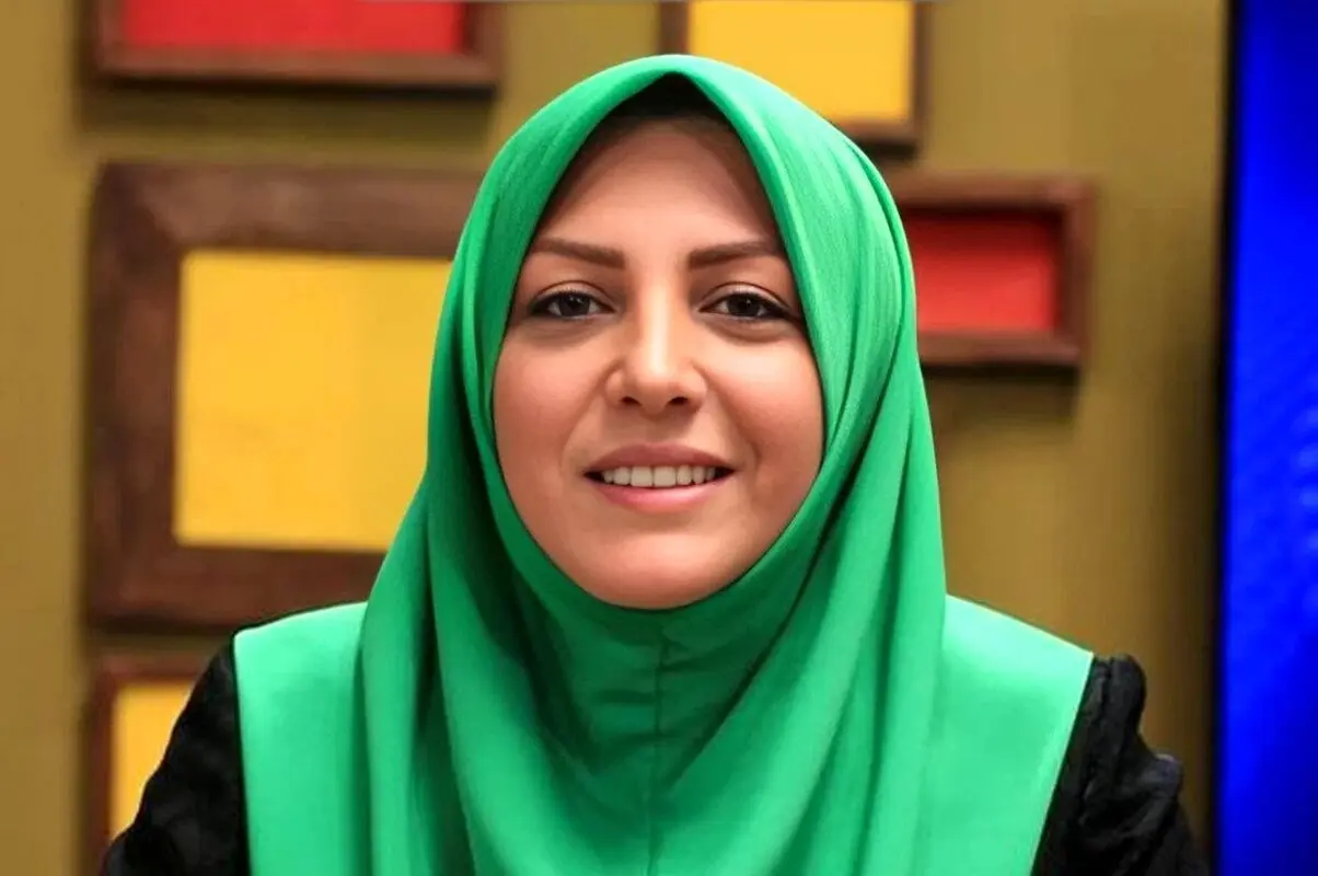 عکس لو رفته از دورهمی مجریان صداوسیما / چهره‌های واقعی خارج از قاب تلویزیون!