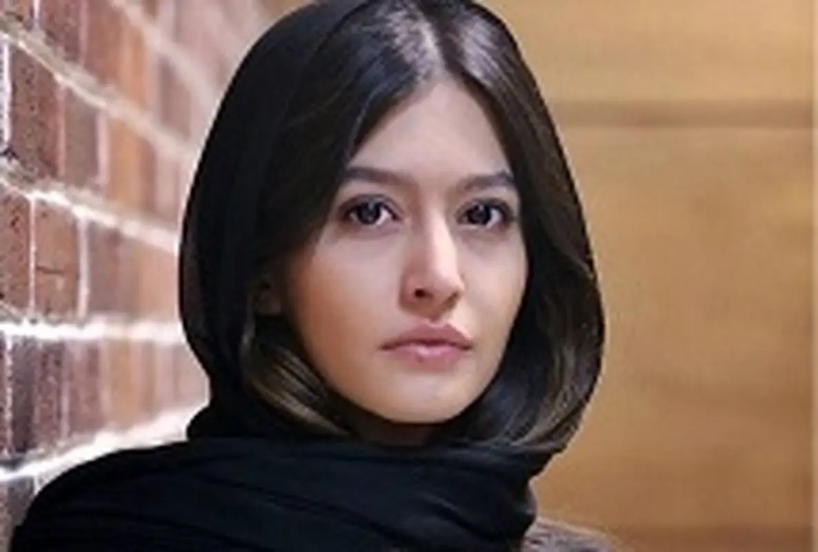 عکس پردیس احمدیه بدون آرایش / عمرا خانم بازیگر را بشناسید!