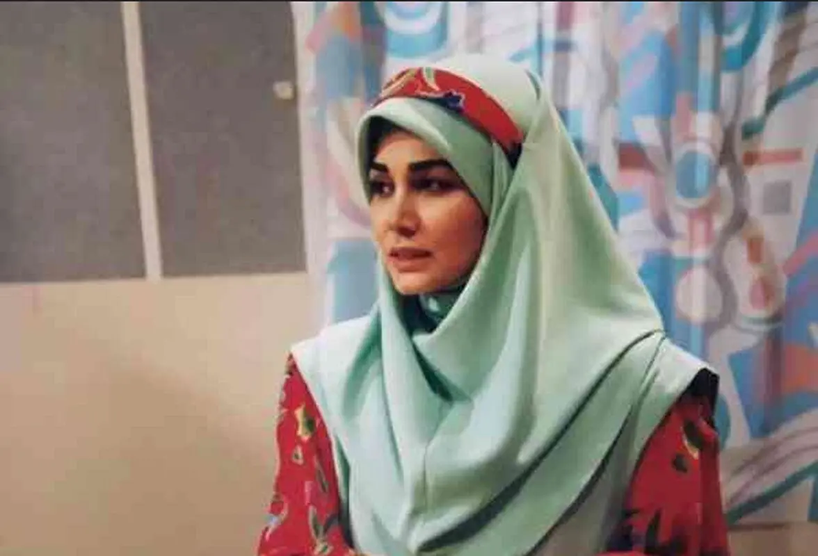 از چهره جدید خانم مجری سابق تلویزیون شوکه خواهید شد