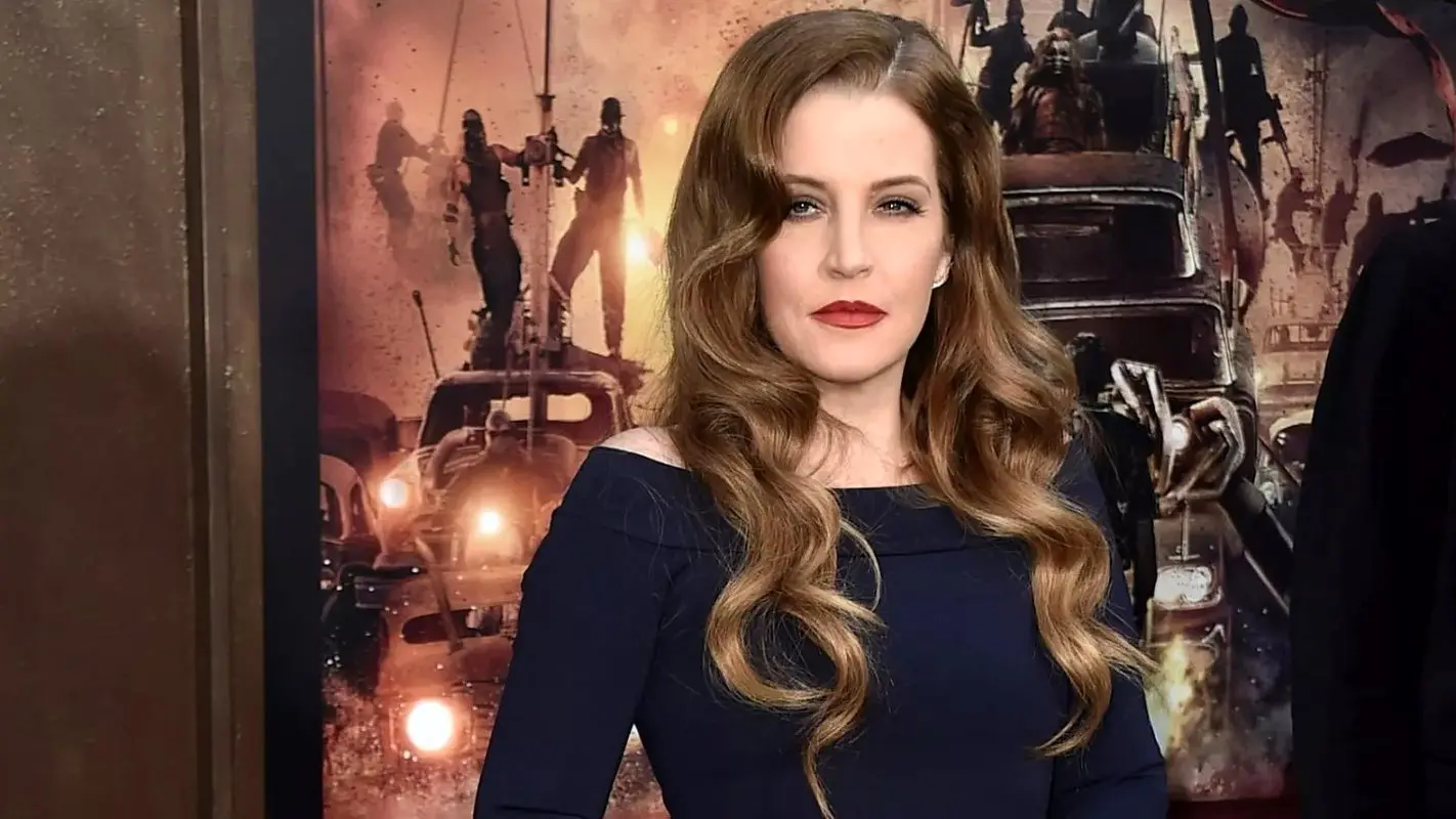 جراحی لاغری، خواننده معروف را به کام مرگ فرستاد