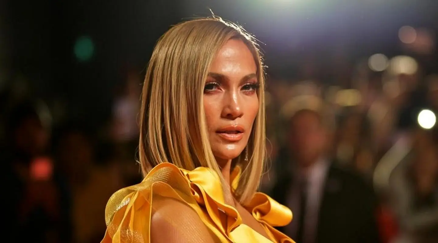 جنیفر لوپز تمام نشدنی 54 ساله شد/ تولدتان مبارک بانوی زیبا و جذاب!