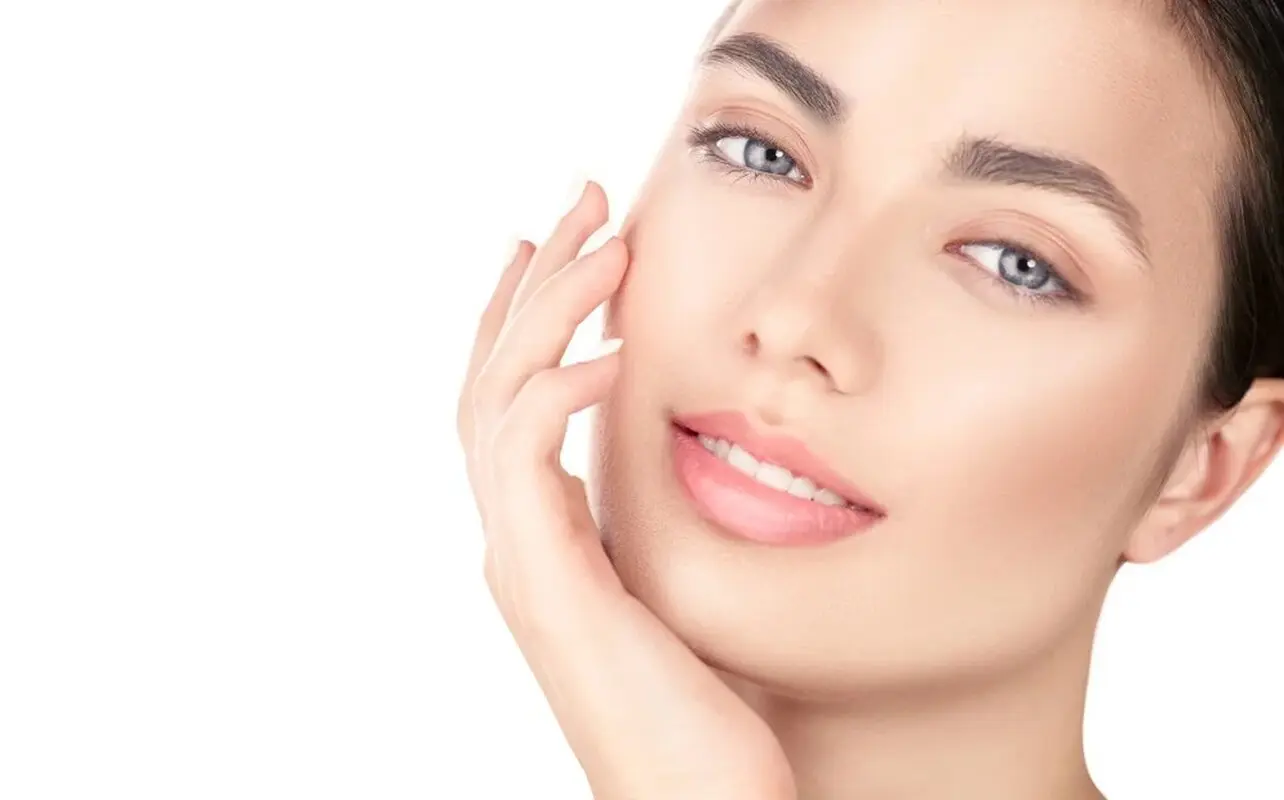 با این میوه تابستانی بدون هزینه صورت تان را بوتاکس کنید/ چروک بی چروک!