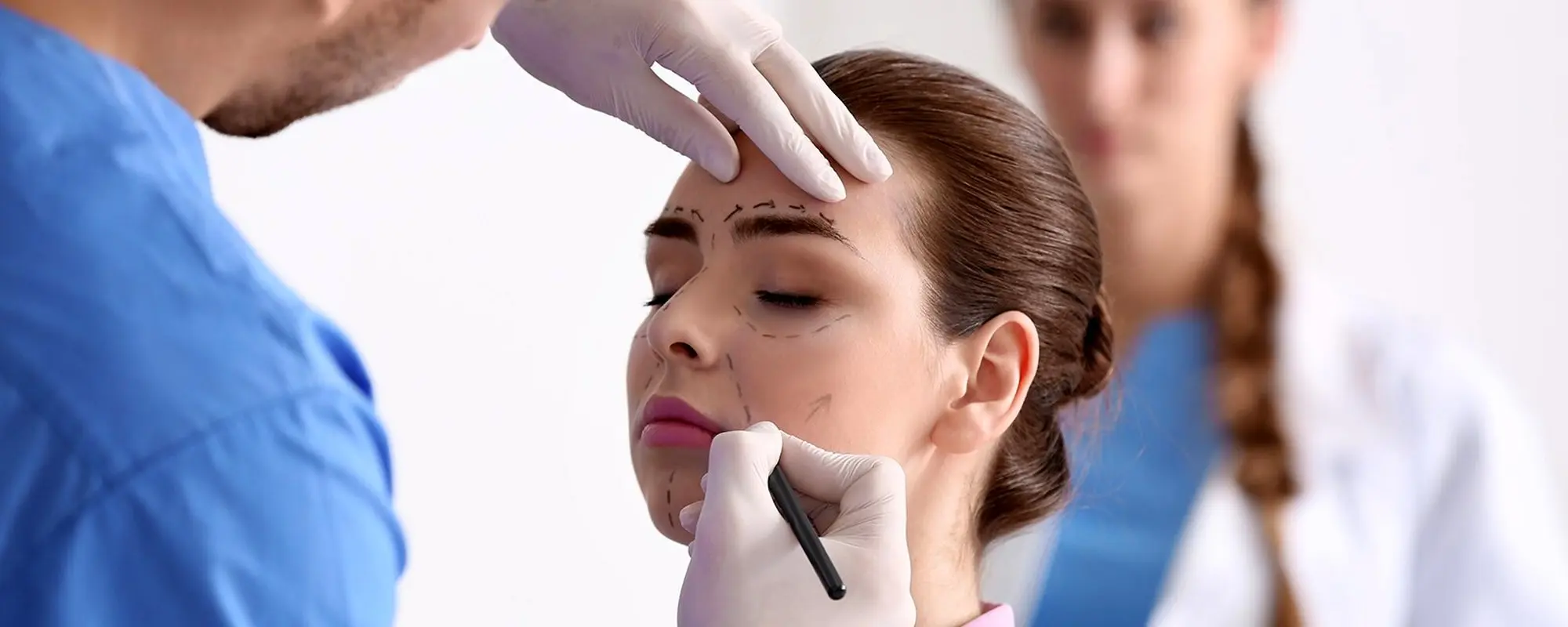 مراقبت‌های بعد از جراحی لیفت صورت (کشیدن پوست) و دوران نقاهت