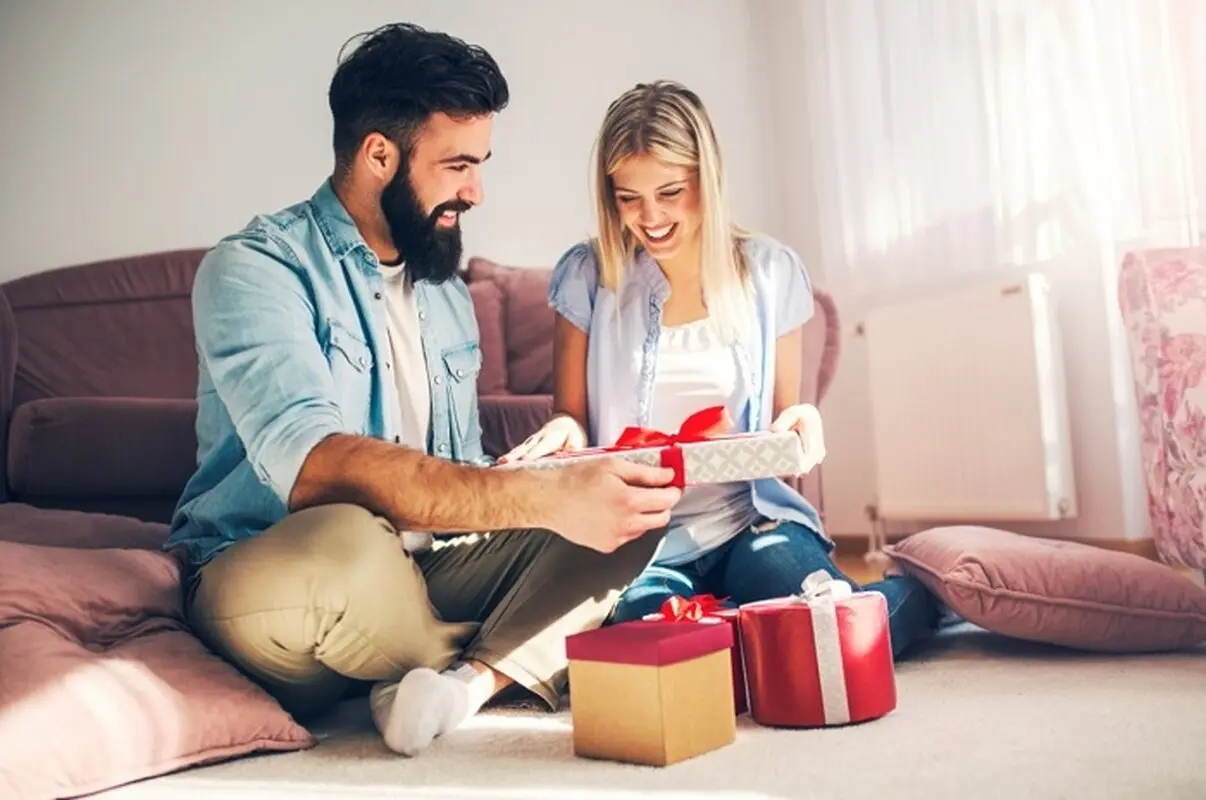 کادوی ولنتاین برای خانم‌ها چی بخریم؟