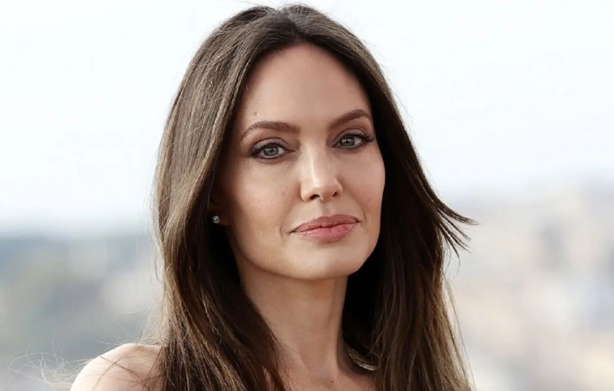 از عادات غذایی عجیب و چندش این سلبریتی‌ ها شوکه می شوید!/ چندش ترین عادت سلبریتی ها