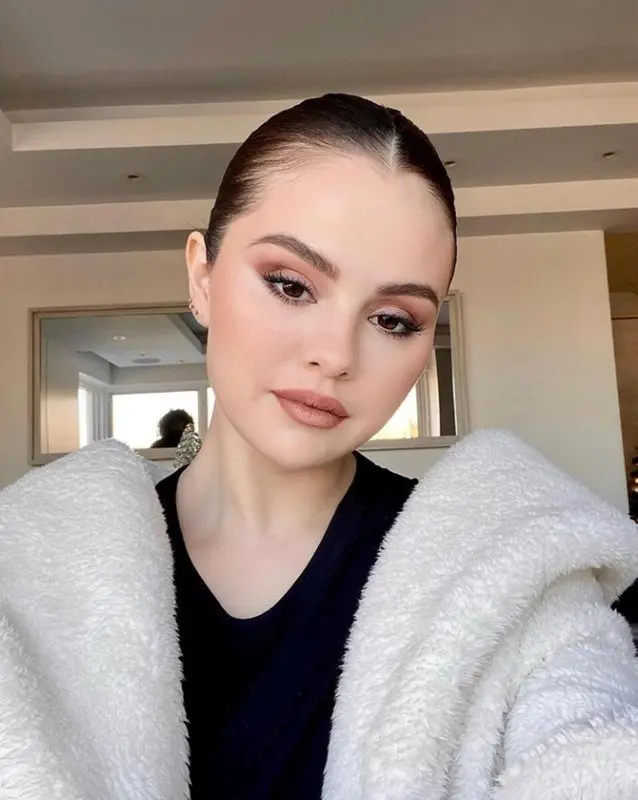 اعتراف خانم خواننده مشهور: «دروغ گفتم!»