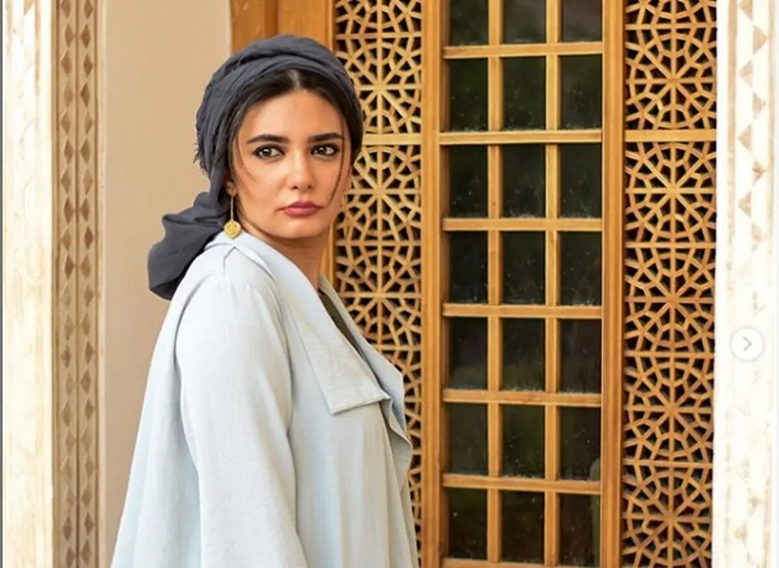 واکنش گسترده کاربران به استوری عجیب خانم بازیگر!