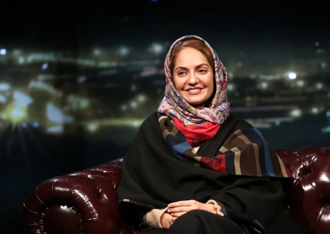 استایل خاص با تِم مشکی خانم بازیگر بعد از مهاجرت