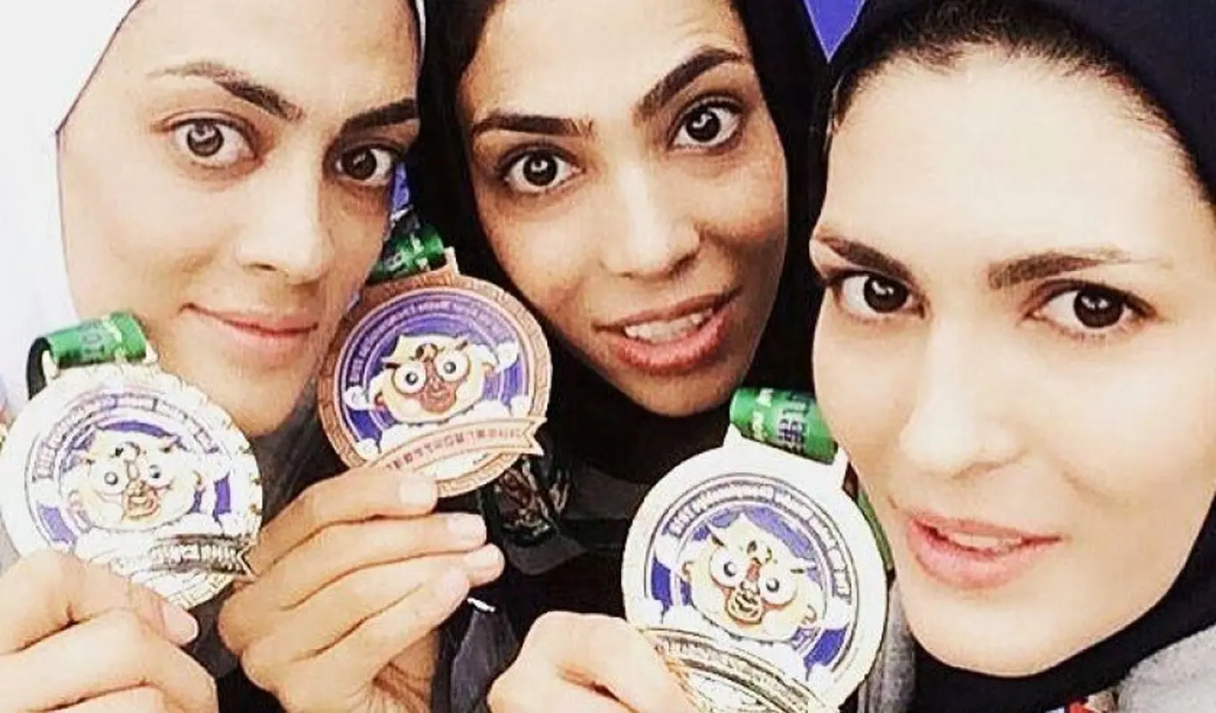 تیپ مجلسی خواهران منصوریان / استایل متفاوت قدرتمندترین زنان ورزشکار ایرانی! + عکس