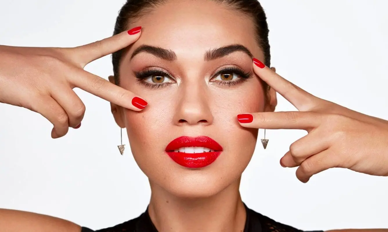 ۵ رژ لب جذاب تابستانه؛ چه رژ لبی برای آرایش تابستانه مناسب است؟