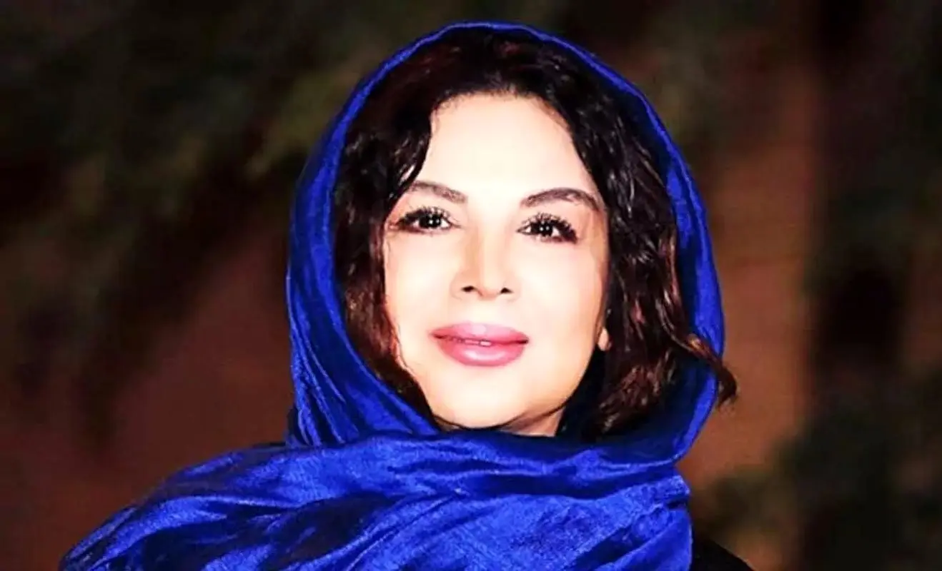 دلبری جدید خانم بازیگر در مراسم اکران فیلم جدیدش+ عکس