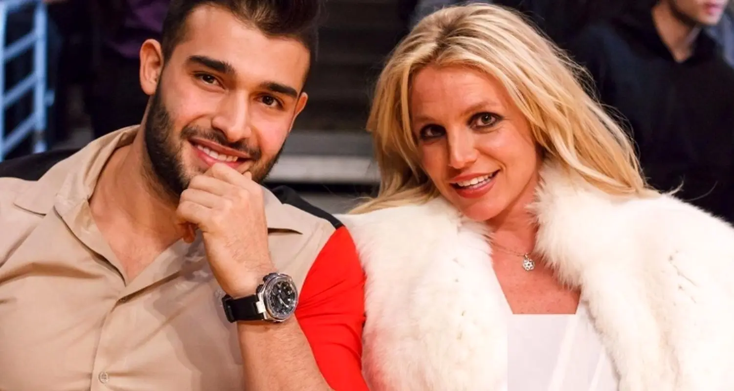 جشن طلاق بریتنی اسپیرز با پسران جوان / سام اصغری خانم خواننده را تهدید کرد! + عکس