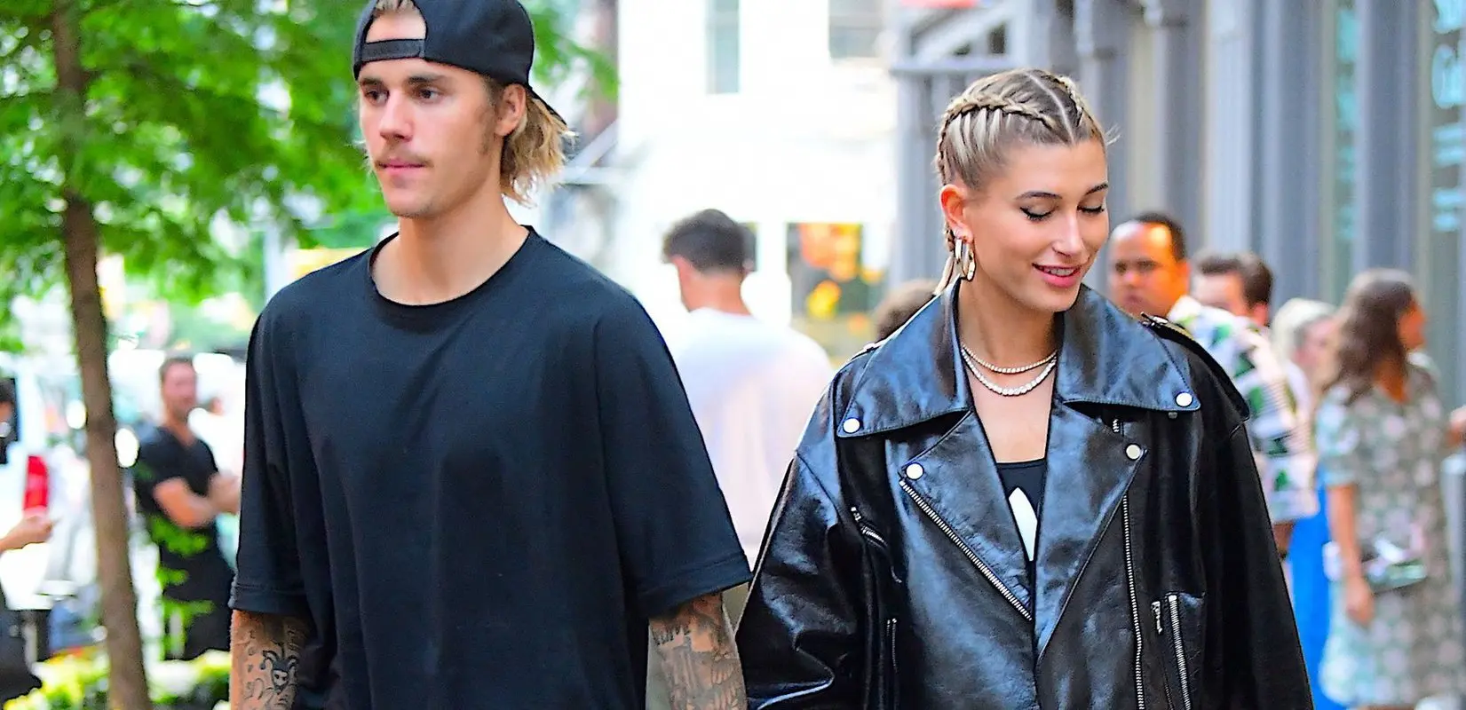 آبروریزی جاستین بیبر در تبلیغ محصول جدید همسرش/ احتمال اختلاف بین زوج جنجالی!