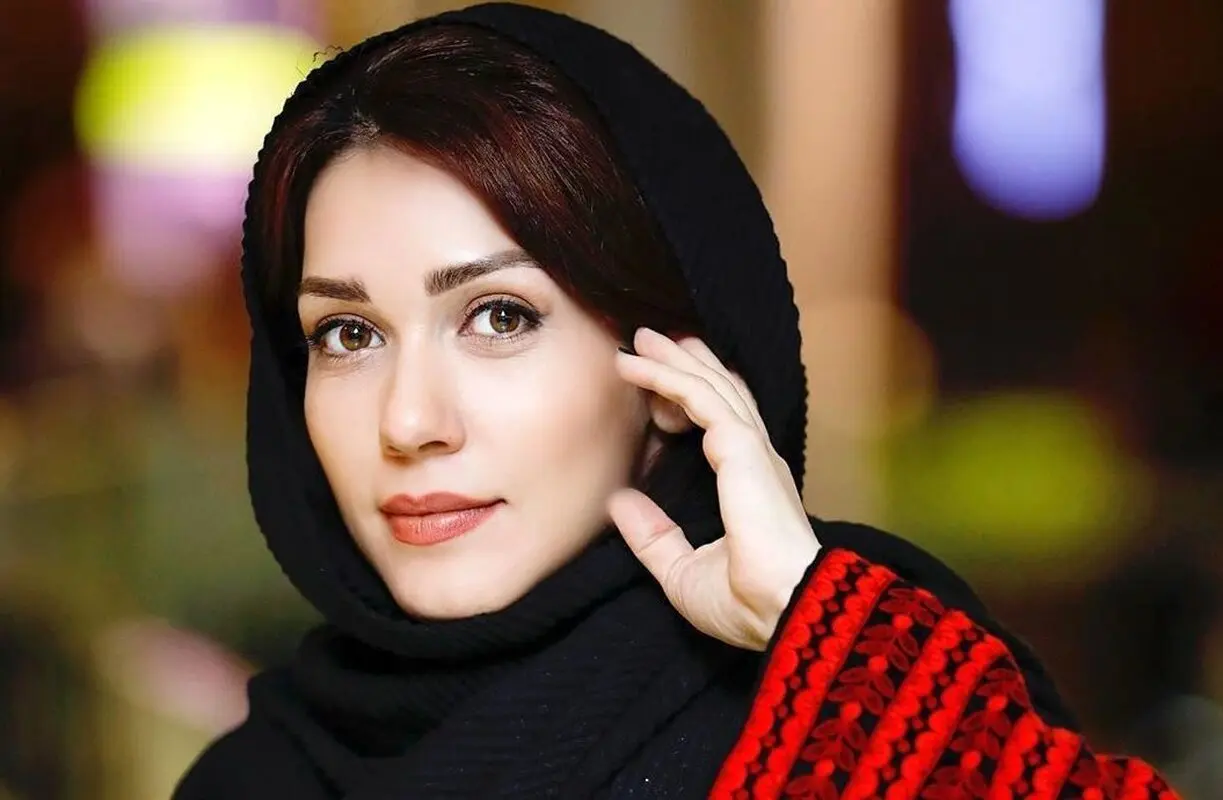 خبر ازدواج خانم بازیگر با این عکس لو رفت!/ شهرزاد کمال زاده هم عروس شد؟ + عکس
