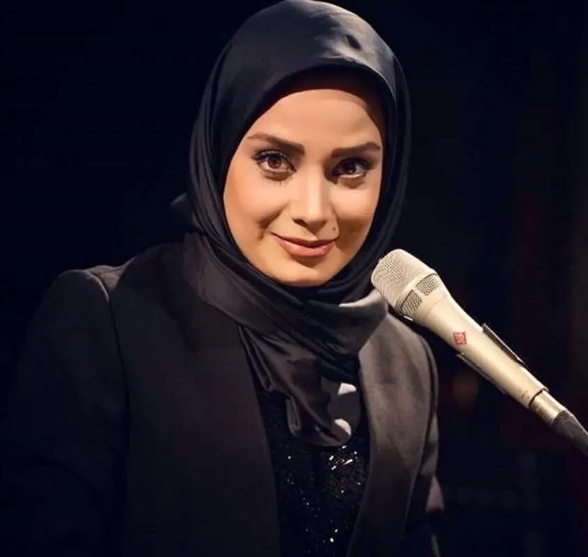 خبر حاملگی مجری سابق تلویزیون لو رفت!/ این عکس نشان می دهد صبا راد حامله است!