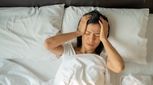 چرا با سردرد صبحگاهی بیدار می‌شویم؟/ روش های درمان