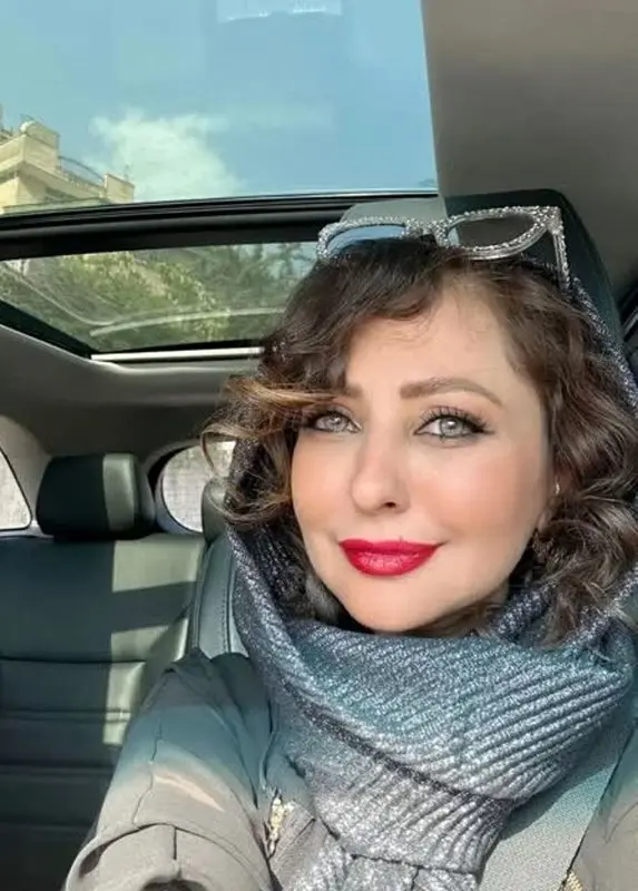 استوری پرطعنه و کنایه نفیسه روشن درباره شایعه ازدواجش!