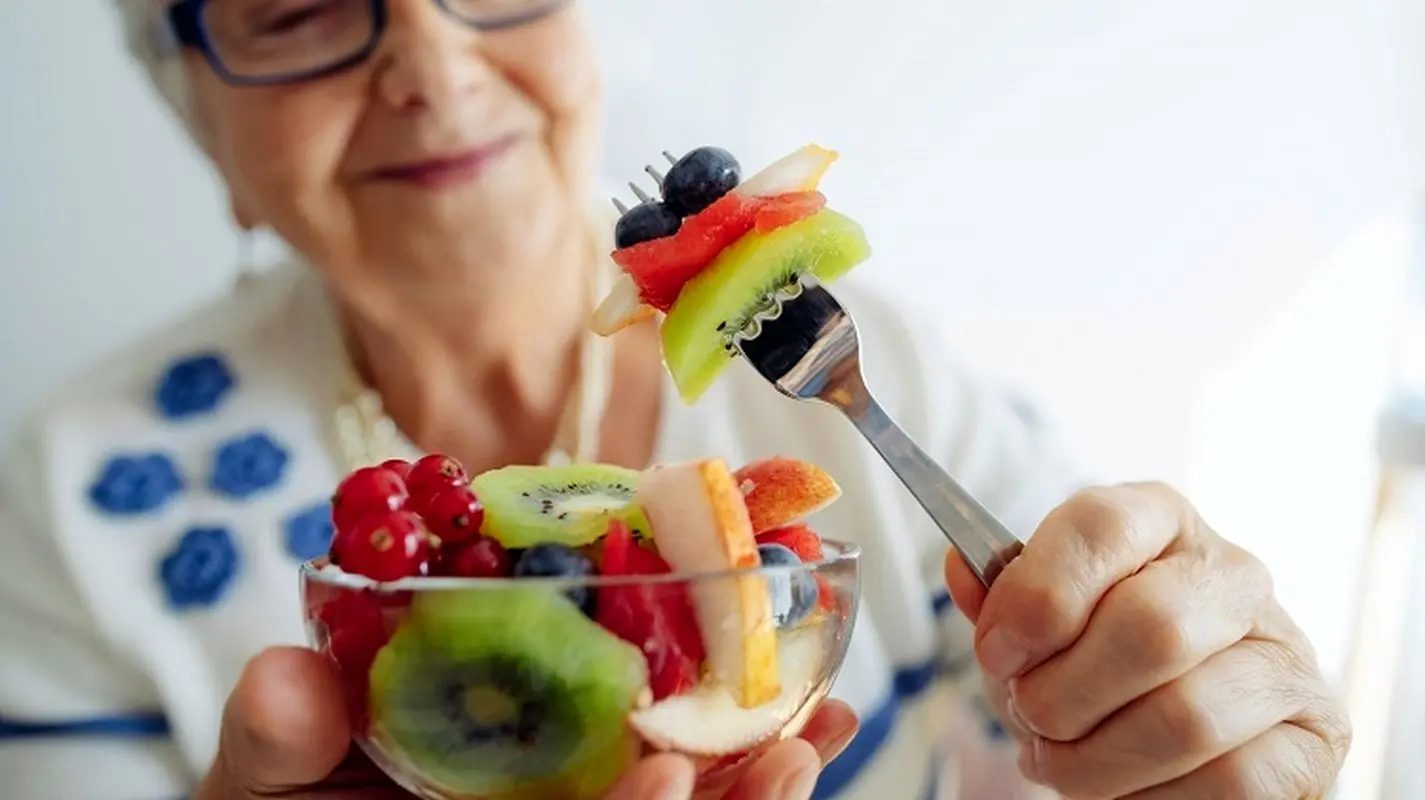 کلاژن را از چه مواد غذایی می توان دریافت کرد؟