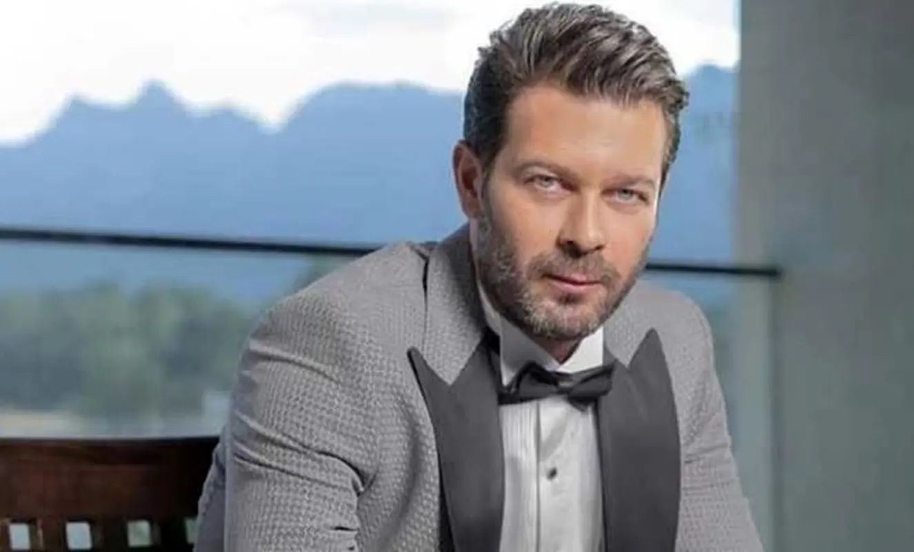 واکنش پژمان بازغی به کلیپ ازدواج عاشقانه دومش / آقای بازیگر به سیم آخر زد + عکس