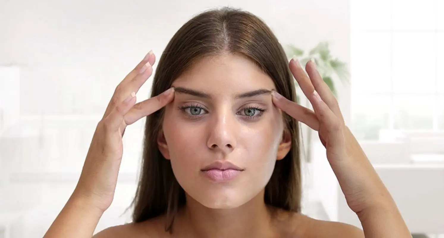 عمل چشم گربه ای؛ بررسی روشهای مختلف از بوتاکس تا فیلر