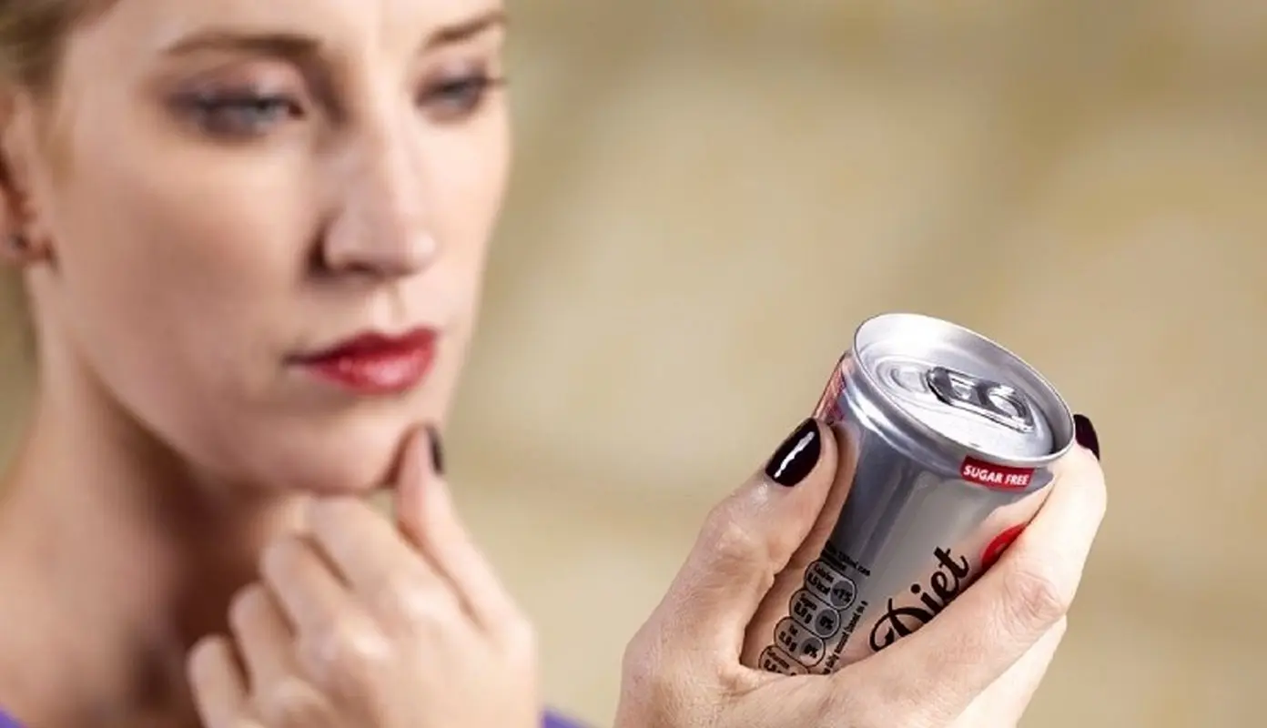 7 کاربرد جالب نوشابه در ترفندهای خانه داری/ نوشابه را بخرید اما ننوشید!