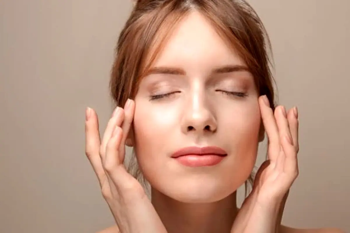 رفع چین و چروک صورت با 7 تمرین در 12 دقیقه!